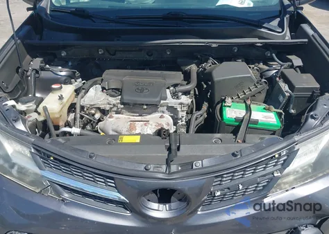 2014 Toyota Rav4 Xle z USA, uszkodzony, nr VIN JTMRFREV4EJ005346